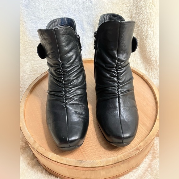 Ziera Women Canny Ankle Boots Black Leather Heel Bootie Comfort 39EU/8.5 US - Picture 2 of 9